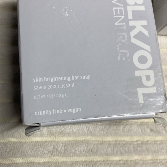 BLK/OPL EVENTRUE Skincare Bundle Black Opal Ethnic Brightening Scrub Toner Soap - Picture 4 of 7